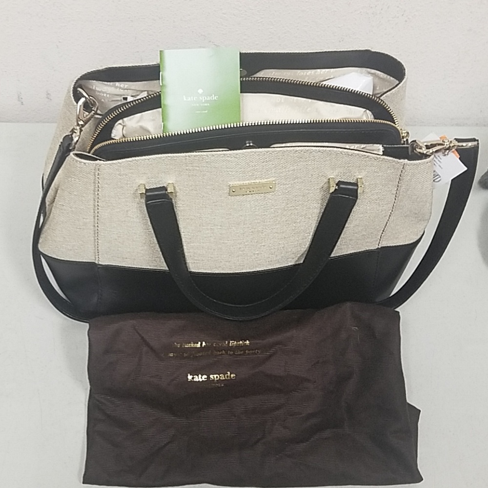 Authentic Kate Spade - Picture 7 of 7